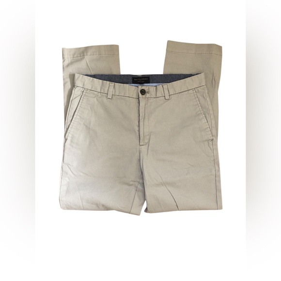 BANANA REPUBLIC AIDEN CHINO - Picture 1 of 12